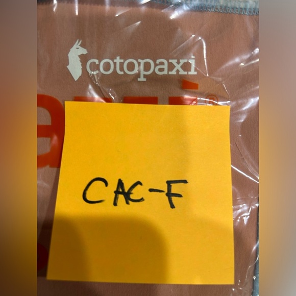 Cotopaxi Women's Large Abrazo Fleece Half-Zip Jacket  Cream Blue NWT Jacket - Picture 14 of 14